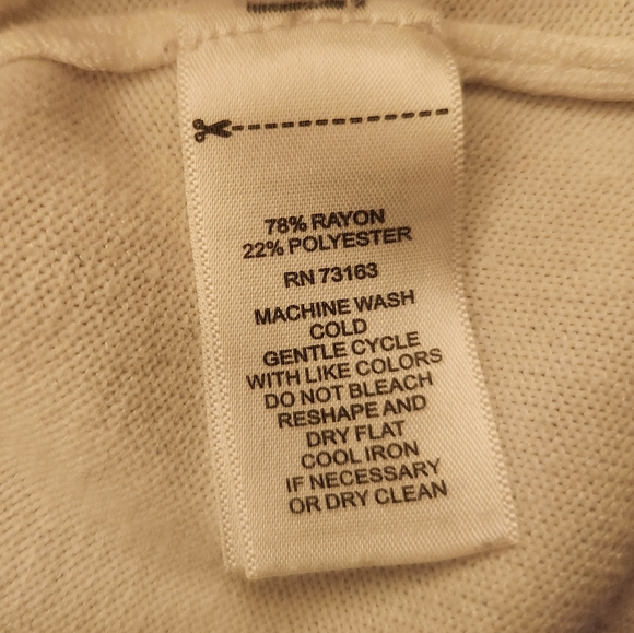 Cable & Gauge White Cowl Neck Sweater With Cheetah Print Buttons Size L EUC - Picture 8 of 16